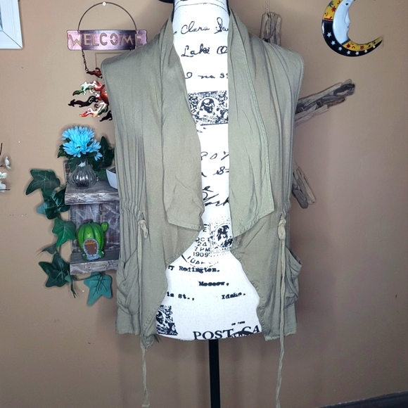 Elodie Jackets & Blazers - Elodie womans army green flowy utility vest